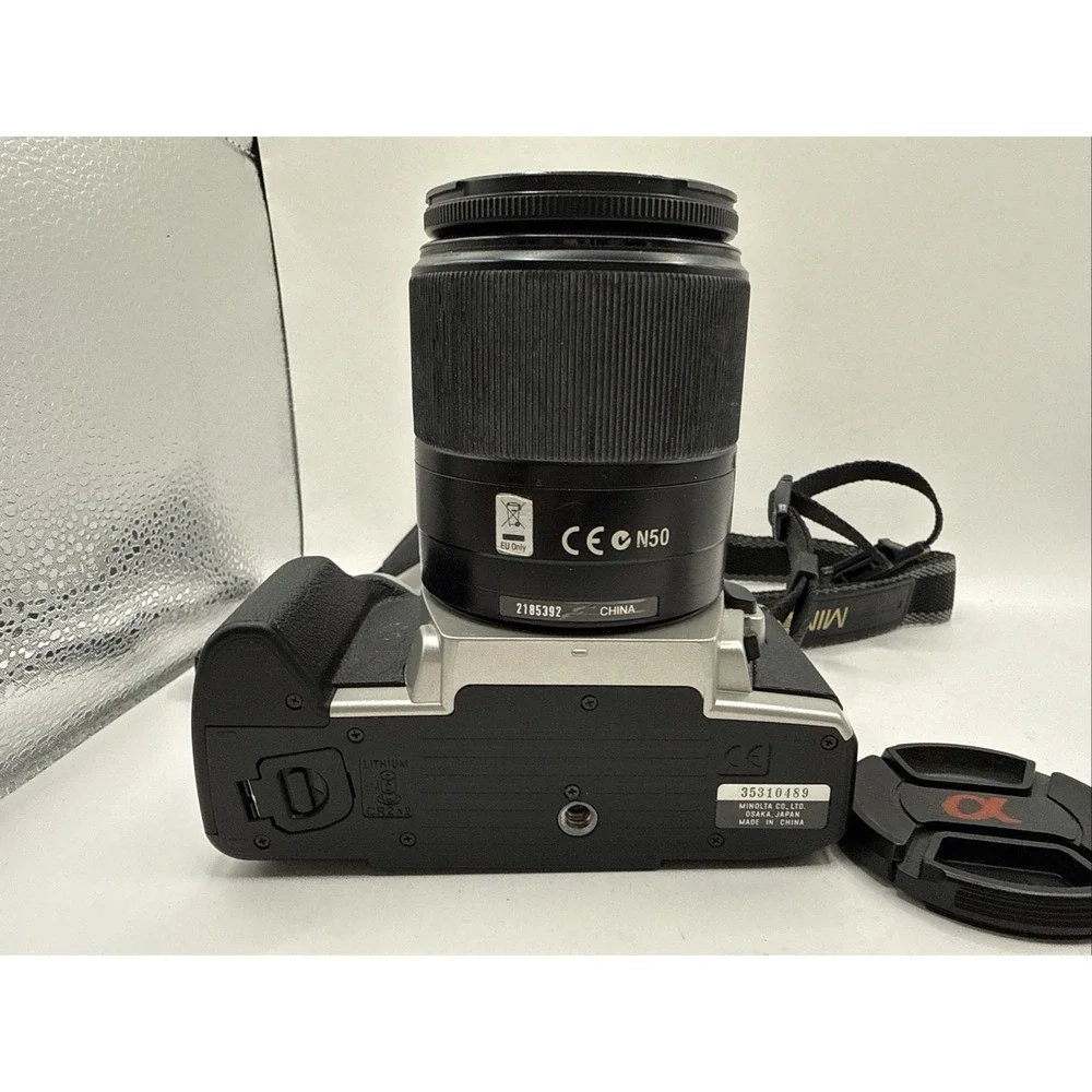 Minolta Maxxum 3 35mm SLR Film Camera w/ Sony 18-70 DT Lens & 2 Filters